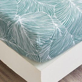Fitted Sheet 150 x 200 cm Double with Large 30 cm Pocket – Soft Microfibre Fitted Sheet with Tropical Leaves Design – Light Green