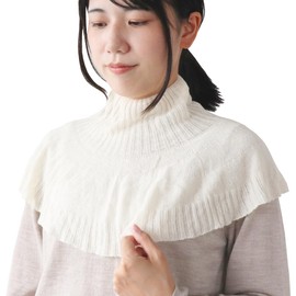 Kinuya SO7036 Extreme Warm Silk 100% Fluffy Cape, Quinari