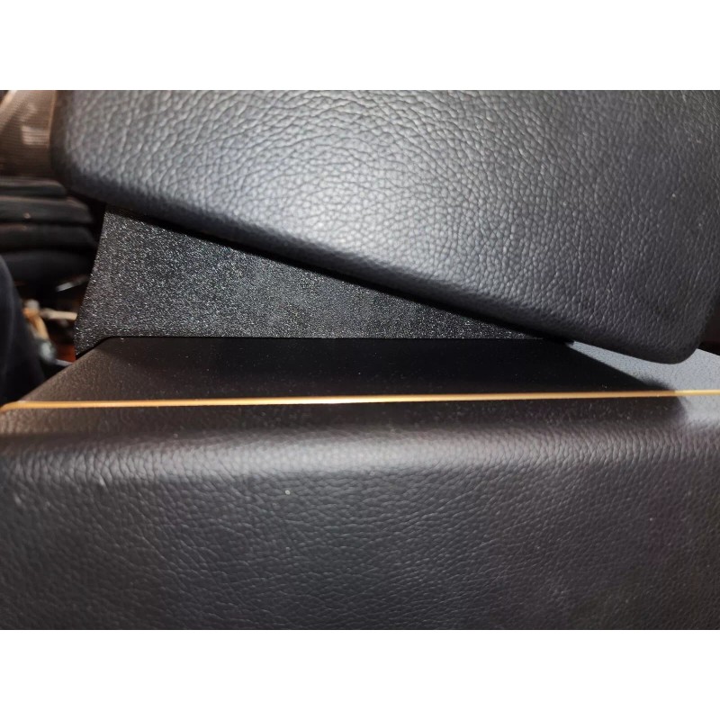 Gibson Designs Spark 40 Cab Risers Black