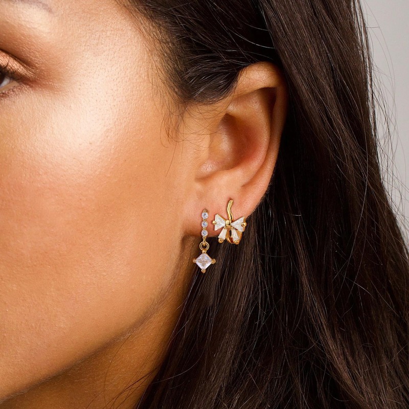 Fwlisesa Bow Hoop Earrings for Women，Cute Gold Earrings Set 14k