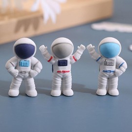 Toyvian 24 Piezas Borradores De Astronauta Borradores De Espacio De Dibujos Animados Mini Borradores De Astronauta Premios De Pascua Pequeños Borradores De Jardín De Infantes Premios De