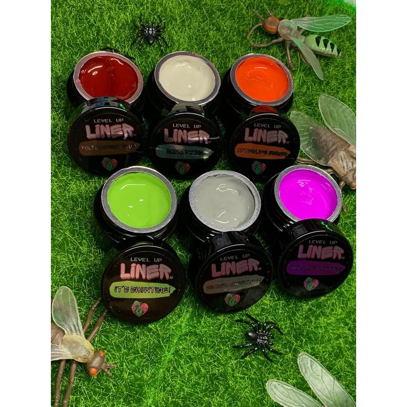 STRANGE AND UNUSUAL LINER GEL COLLECTION