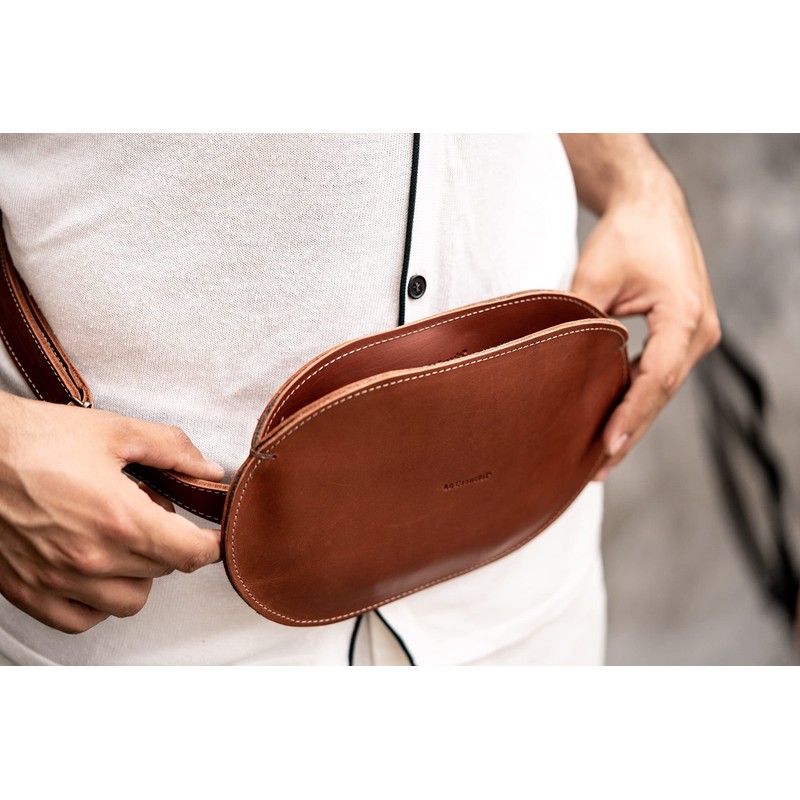 Neutral Fanny Pack (Café Clásico)