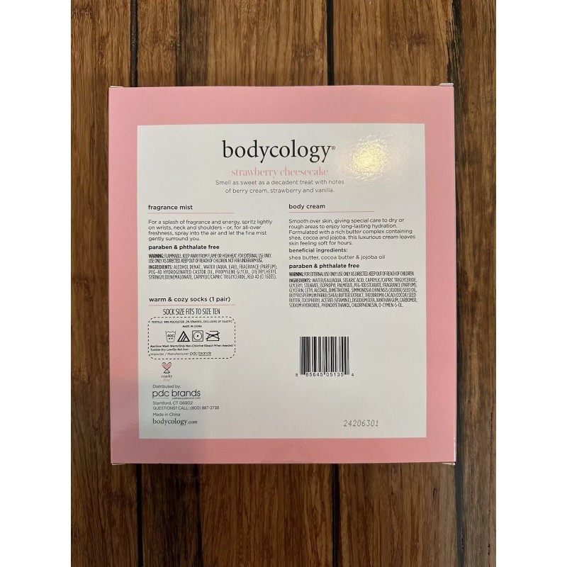 Bodycology Strawberry Cheesecake Warm and Cozy Sock Set, 3 Pieces