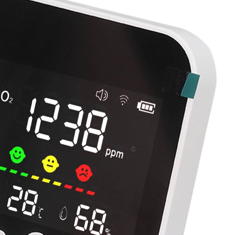White Smart Air Quality Monitor LCD Screen WIFI CO2 Temperature