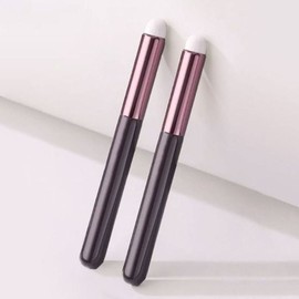 Half Club / H Plus Mall Lip Brush - 1p Brush Lips Lip Makeup / 에이치플러스몰 립브러쉬-1p 브러쉬 입술 립 메이크업