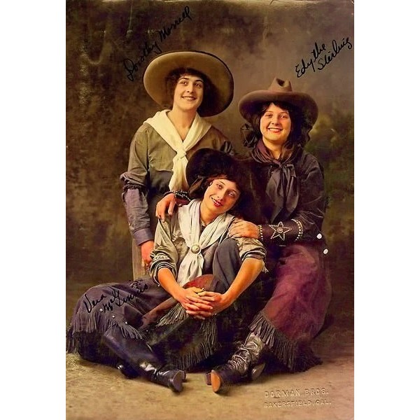 Pendleton Rodeo 1930 Cowgirls 8 x 10 photo Vintage Rodeo