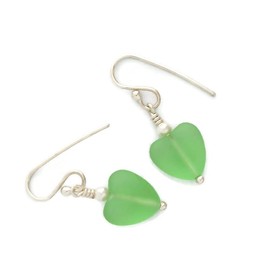 Light green sea glass sterling silver dangle heart earrings modern beach jewelry (green)