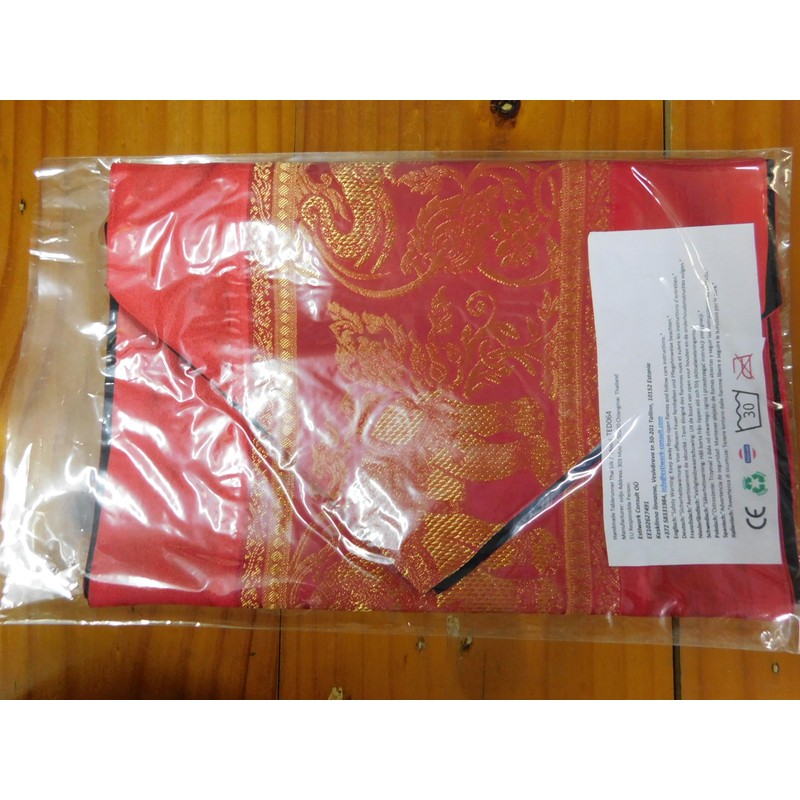 Table Runner Tablecloth for Kitchen Dinner Lunch Living Room Thai