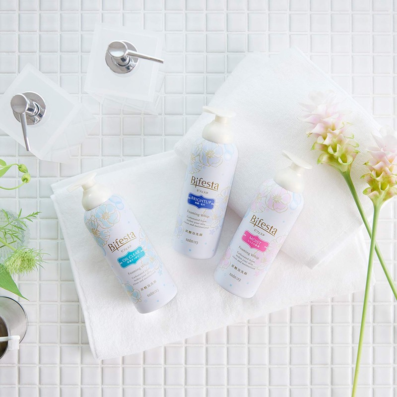 ビフェスタ 泡洗顔 コントロールケア 180g(医薬部外品)