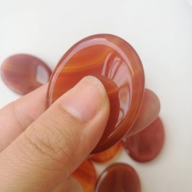 Manekieko Natural Carnelian Crystal Thumb Worry Stone, Stress Relax Healing Reiki Crystal Bag Palm Stones