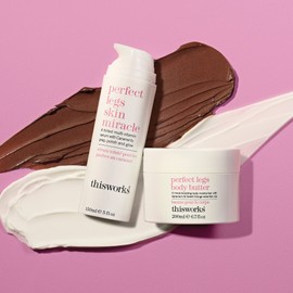 This Works Perfect Cleavage & Neck Serum, 150 ml - Anti Aging Moisturiser for Neck and Décolletage with Marine Algae and Hyaluronic Acid - Youth-Boosting Neck Cream with Nourishing Botanical Oils