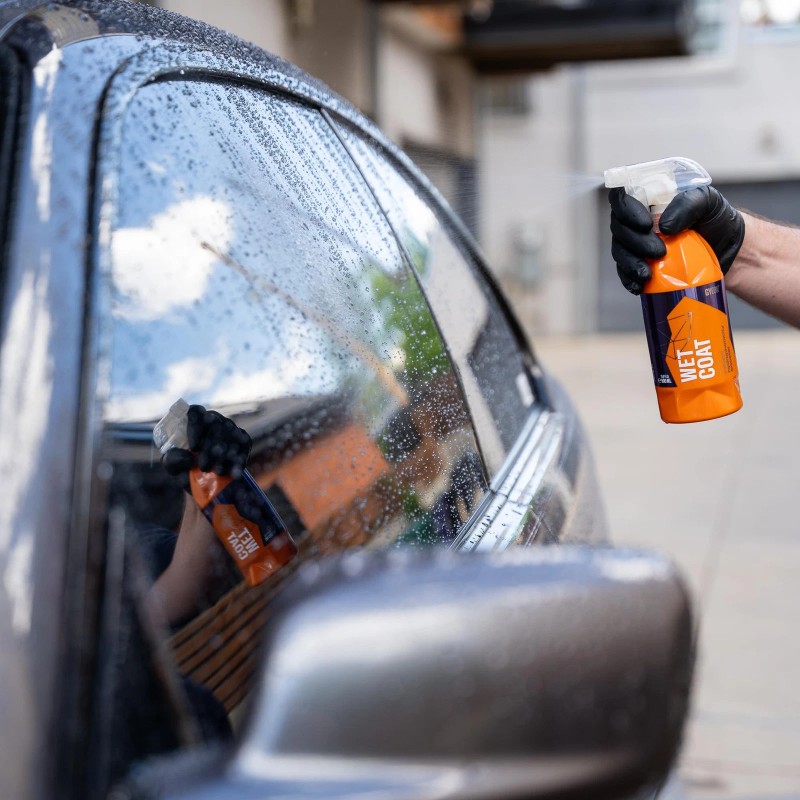 GYEON quartz Wet Coat (500ml) - Hydrophobic Silica Spray Coating