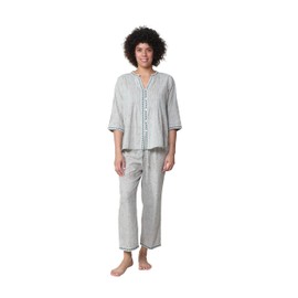 LA CERA Women's 3/4 Sleeve Pleat Front, Capri Pajama Set, Notched V-Neckline, 100% Cotton
