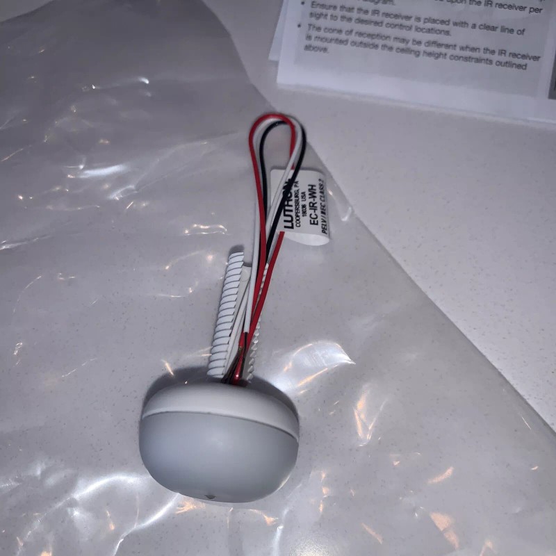 Lutron EC-IR-WH Infrared Receiver 20V 3mA White @MB35