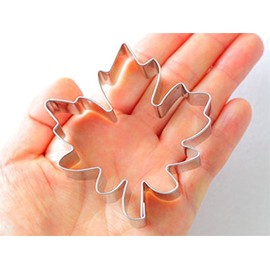 cotta STADTER 89195 Cookie Cutter, Maple Leaf, Silver, 3.1 inches (8 cm)
