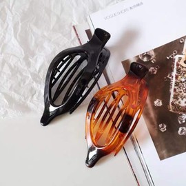 Lay Down Claw Clip Flat French Hair Clips Banana Barrettes No Slip Grip Jaw Clips for Hair Clamps for Thick Thin Hair Styling Accessories for Women 2Pcs