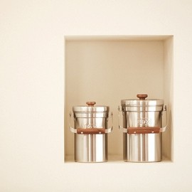 Badya (Hyundai Hmall) [Quick delivery] Badya 18-8 stainless steel 2L food waste bin, single attribute / 밧드야 (현대Hmall) [휙배송]밧드야 18-8스테인리스 2L음식물쓰레기통, 단일속성