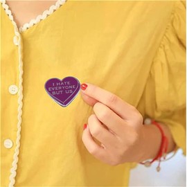 haohaoyu l Hate Everyone But Us Heart Enamel Brooch Love Badge Pin Best Friend Pin for Clothes Bags Hats for Men Women Boy Girl