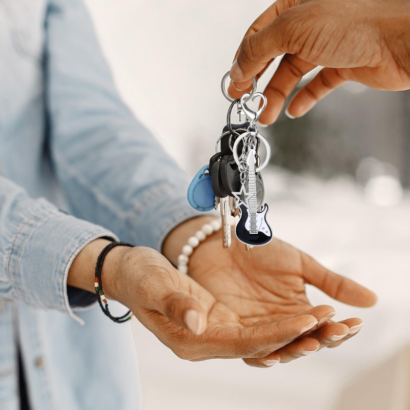 Mabor 2 PCS Aesthetic Punk Guitar Keychain, Cute Music Star