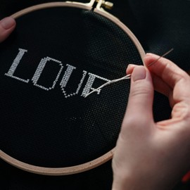 Funngy Round Bamboo Embroidery Hoop,3 PCS Adjustable Embroidery Hoop Set Mini and Large Sizes Circle Cross Stitch Hoop Ring for DIY Craft Embroidery Frame and Accessories for Handy Sewing