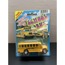 St Jacques Yellow School Bus Autobus D'Écoliers Diecast New Rubber Tires R2