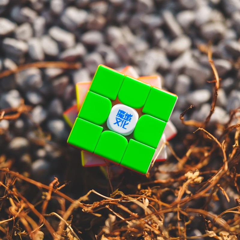 Moyu Super Weilong v2, Magnetic Magic Cube Stickerless 3x3 Maglev