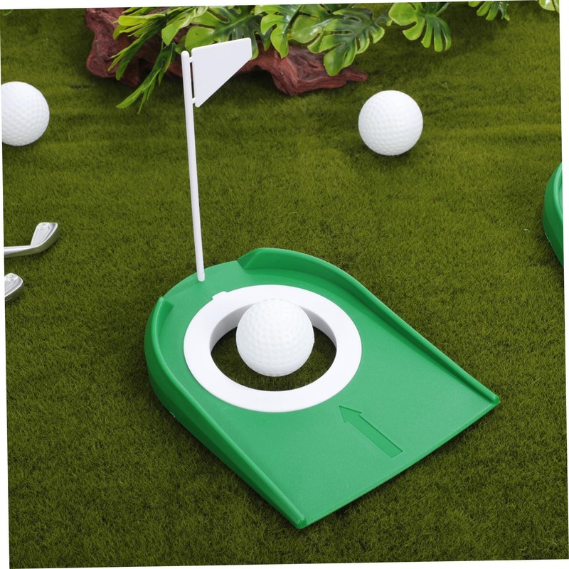 Abaodam 2pcs Golf Putting Cups with Flags Portable Indoor Practice