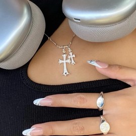 Warshion Cross Necklace Silver Plated Double Cross Pendant Necklace Dainty Diamond Cross Charm Link Chain Choker Delicate Faith Jewelry Religious Gifts for Women