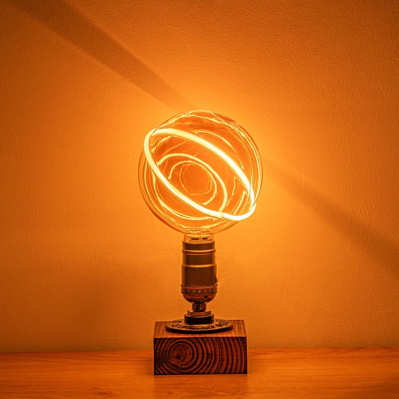 Sunaiony Large Globe Decorative Light Bulb 40 Watt Equivalent, LED