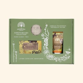 The English Soap Company Anniversary Collection Hand and Body Trio Geschenkset - Sizilianische Zitrone und süße Orange
