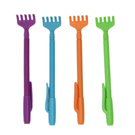 DPWOUM 1Pc Random Color Portable Extendable Telescopic Plastic Back Scratchers Hand Massager Back Itching Scalp Scratchers Massager,Hand Massage Tool for Massagers Men and Women Massage Equipment