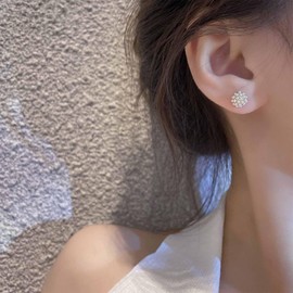 Aneneiceera Vintage Tiny Cluster Pearl Earrings Gold Small Pearl Ball Stud Earring Multi White Bead Earring Minimalist Round Earrings Jewelry for Women