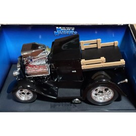 Muscle Machines '29 PICK UP BLACK  1:18 SCALE BLK MUSCLE MACHINES REAL STEEL BRAIDED FUEL LINES