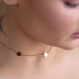 Kette mit Plättchen Damen • feine Halskette mit Coins • schlichter Gold Choker aus Edelstahl für Frauen • verstellbare Länge (32-44 cm)