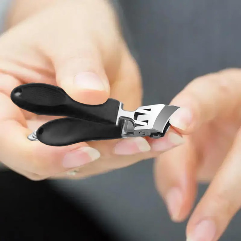LQIOACU 2 Pieces Angled Nail Clippers Ergonomic Wide Mouth Design