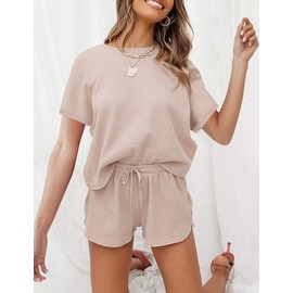 wkwmrpet Women's 2 Piece Pajamas Set Short Sleeve Top and Shorts Pj Lounge Sets Sleepwear Loungewear with Pockets Apricot