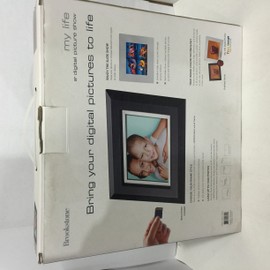 Brookstone My Life 8" Digital Picture Frame