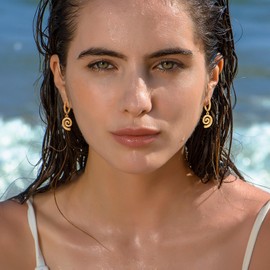 COORWEEL Women Gold Spiral Hoop Dangle Earrings for Women Trendy Swirl Earrings Summer Beach Jewelry