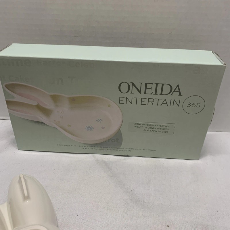 Oneida Stoneware Bunny Rabbit Platter Easter Serve ware Decorations Bunny