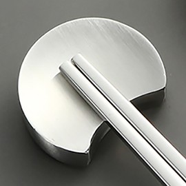 JORICUTY 2-Piece Stainless Steel Chopsticks Rest Cutlery Rest Chopsticks Pillow Elegant Chopsticks Stand for Dining Table Restaurant Dining Utensils (Silver)