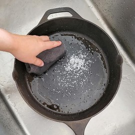 CARON & DOUCET - Cast Iron Cleaning & Restoring Scrub | 100% Natural | Best for Removing Rust Without Scratching & Care Before Cleaning, Washing & Seasoning (1 Pound)
