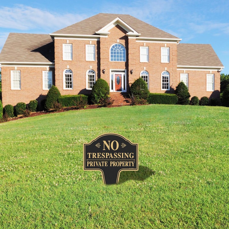 T&R Large No Trespassing Sign Private Property Sign with Stake