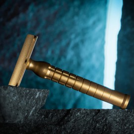 The Goodfellas' Smile, Bayonetta Double Edge Safety Razor, 100% CNC Machined Brass, Made in italy, JUST LAUNCHED FOR 2024