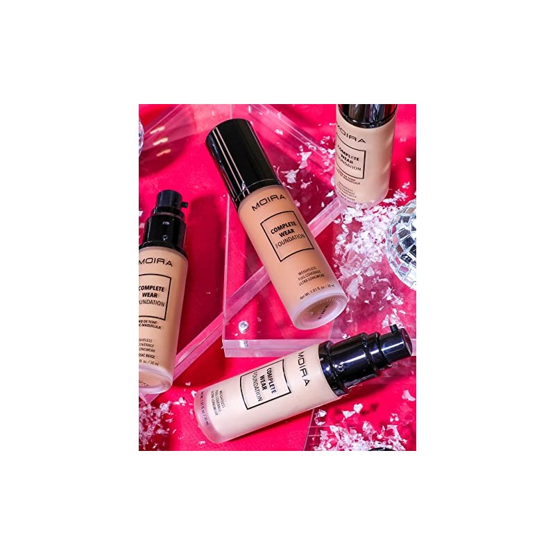 Bases de maquillaje Moira Complete Wear Foundations (CWF400)