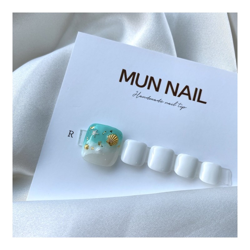 MunNail Let’s go to the beach pedi tip - No.