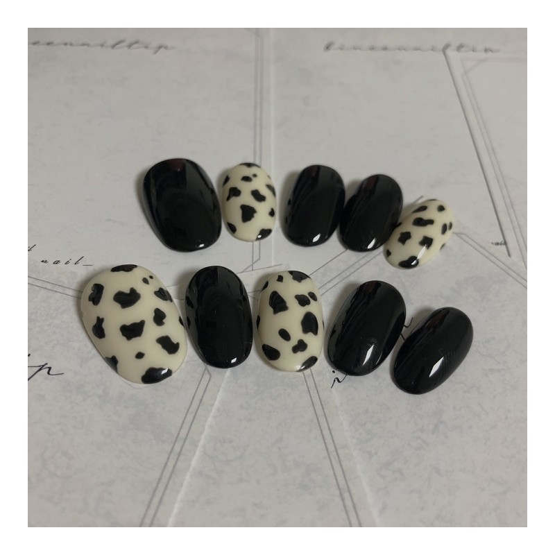 Black leopard handmade nail tips / 블랙호피 수제네일팁