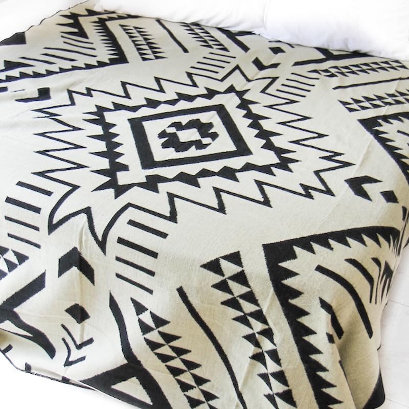 Alpaca Wool Blend Blanket, Black and White, Queen - Quick