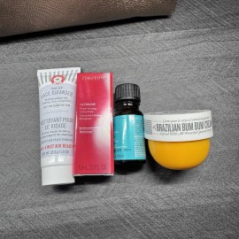 Shiseido Lot of 14 Beauty Samples Face Cleanser Hair Treatments Skincare Perfume