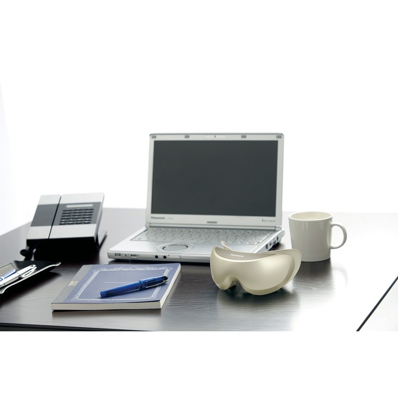 Panasonic eyes can and of Compact Type Gold Tone EH